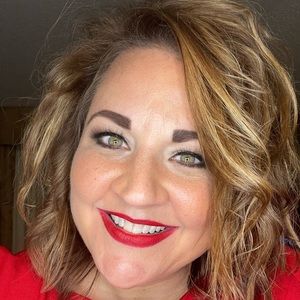 Meet your Posher, Christie
